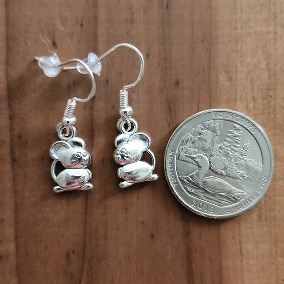 Mouse Earrings - Picture 1 of 1